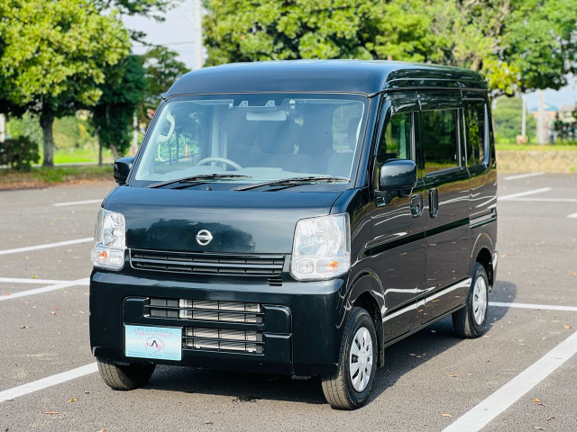 日産 NV100クリッパー 