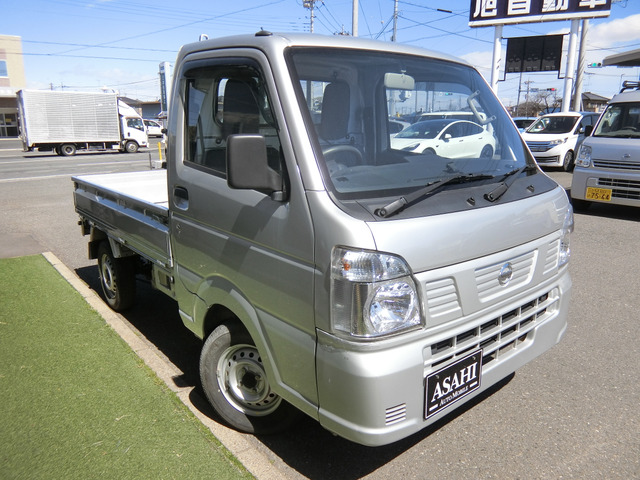 日産 NT100クリッパー 