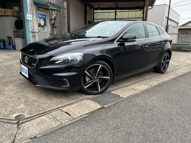 ボルボ V40 