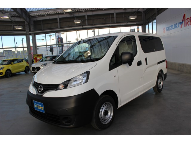 日産 NV200バネットバン 