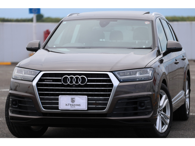 アウディ Q7 