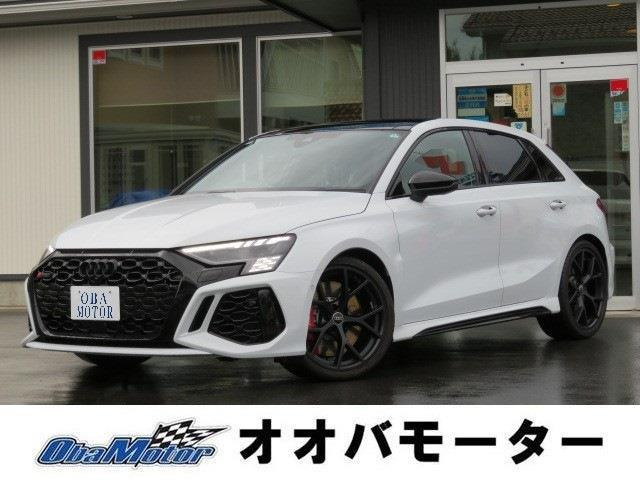 アウディ RS3スポーツバック 