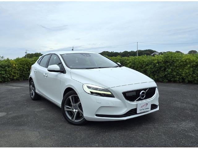 ボルボ V40 