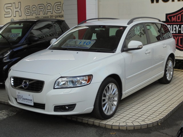 ボルボ V50 