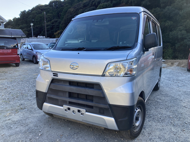 ダイハツ ハイゼットカーゴ 