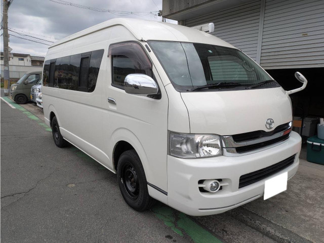 トヨタ ハイエースバン 