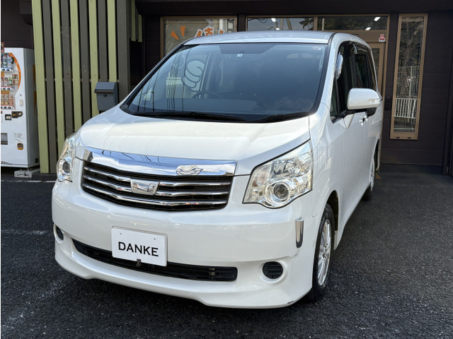 トヨタ ノア 