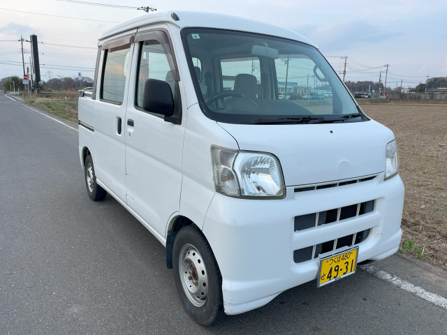 ダイハツ ハイゼットカーゴ 
