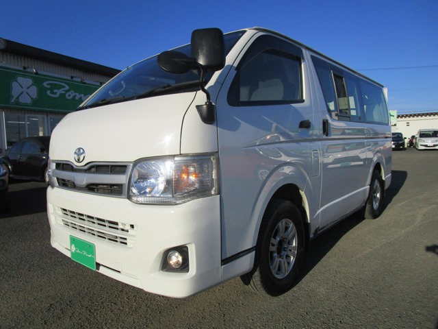 トヨタ レジアスエース 