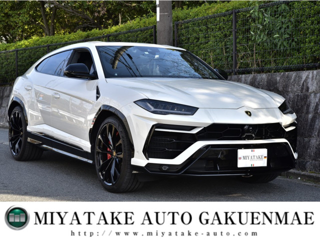 ランボルギーニ ウルス 