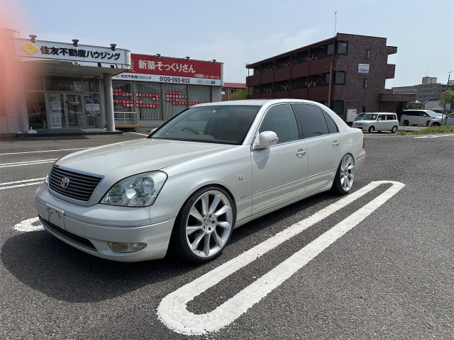 トヨタ セルシオ 