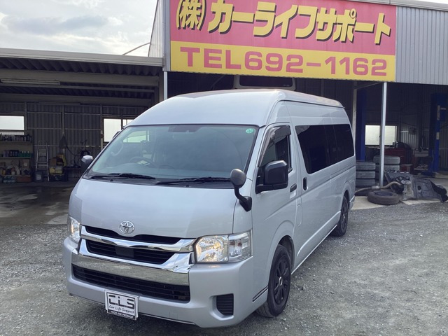 トヨタ ハイエースバン 