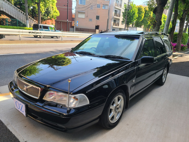 ボルボ V70 
