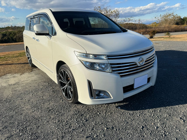 日産 エルグランド 