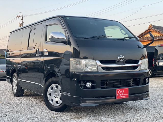 トヨタ ハイエースバン 