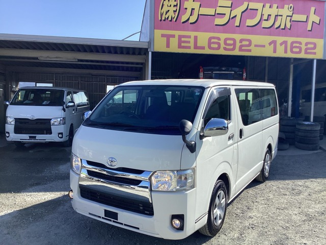 トヨタ レジアスエース 