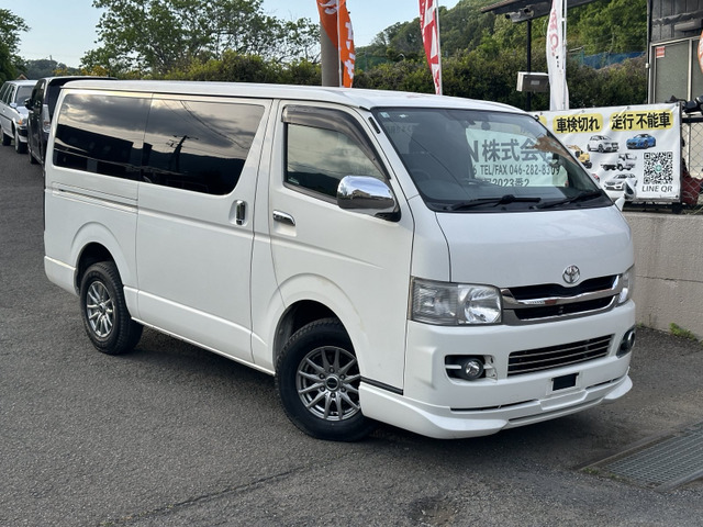 トヨタ ハイエースバン 