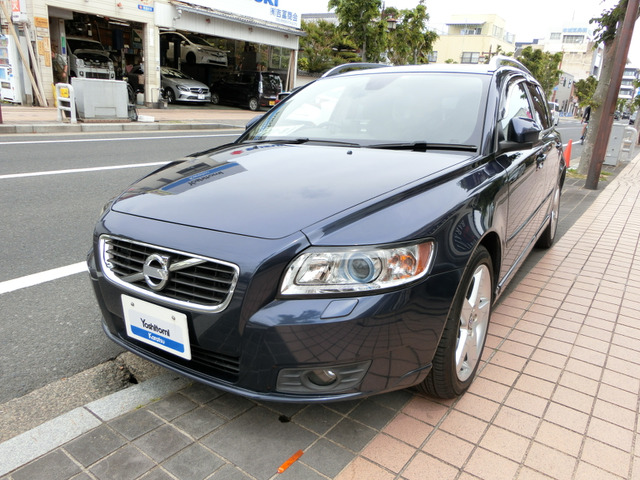 ボルボ V50 