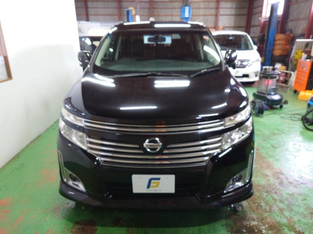 日産 エルグランド 