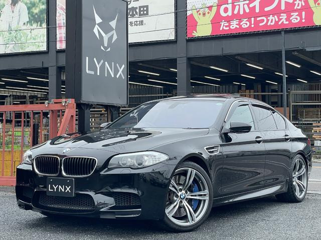 BMW M5 