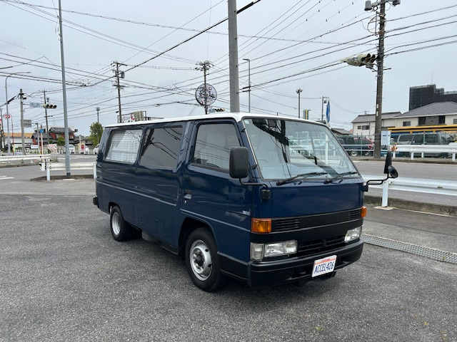 いすゞ エルフバン 