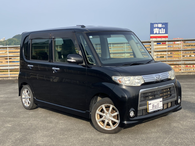 ダイハツ タントカスタム 
