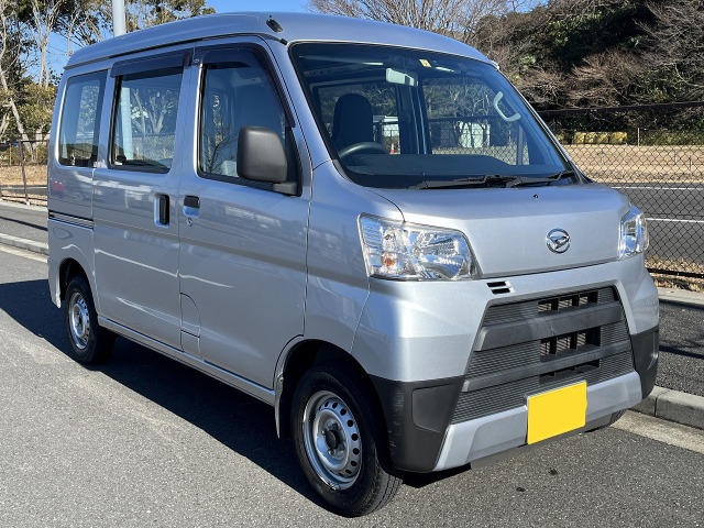 ダイハツ ハイゼットカーゴ 