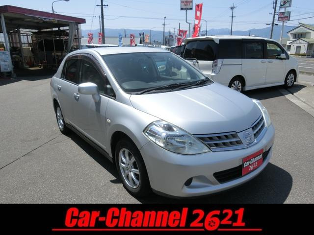 日産 ティーダラティオ 