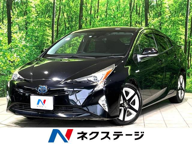 トヨタ プリウス 