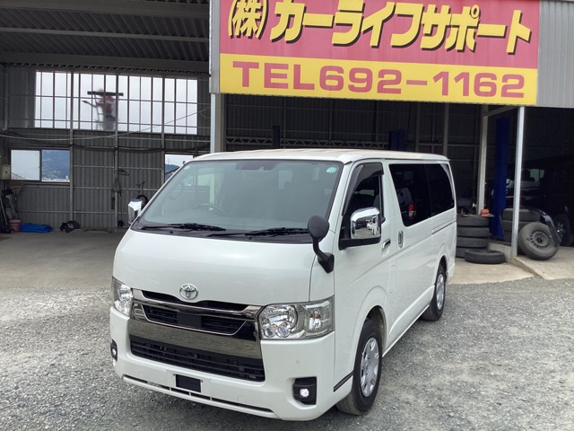 トヨタ ハイエースバン 