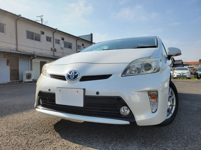 トヨタ プリウス 