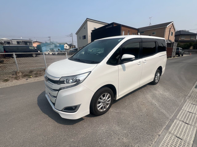 トヨタ ノア 