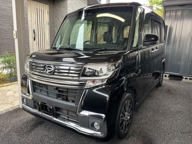 ダイハツ タントカスタム 