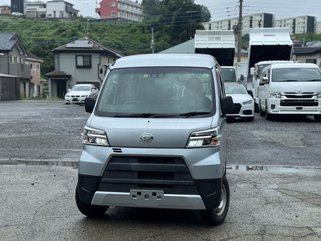 ダイハツ ハイゼットカーゴ 
