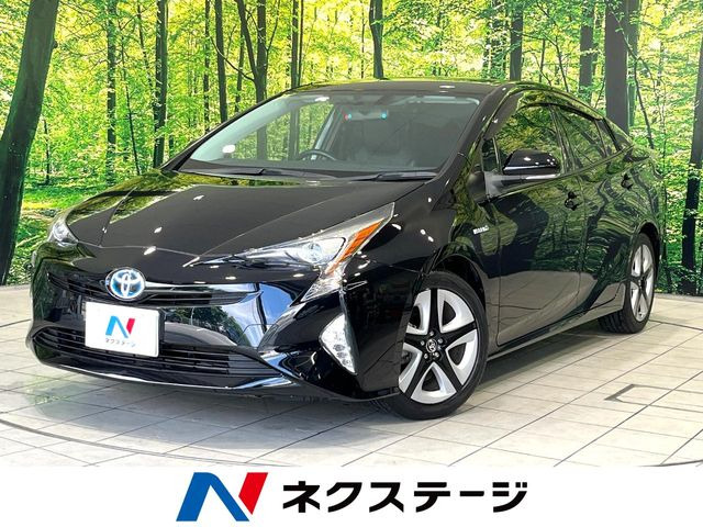 トヨタ プリウス 