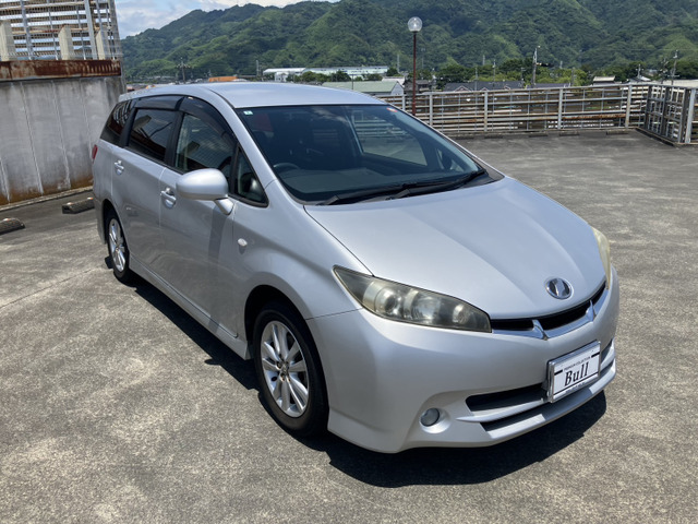 トヨタ ウィッシュ 