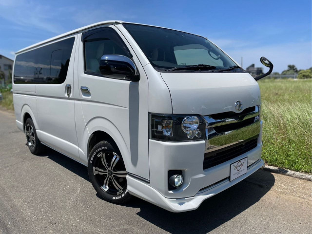トヨタ ハイエースバン 