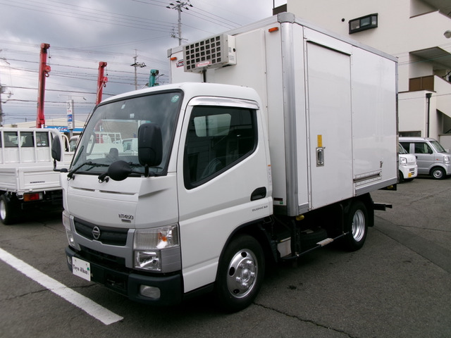 日産 NT450アトラス 