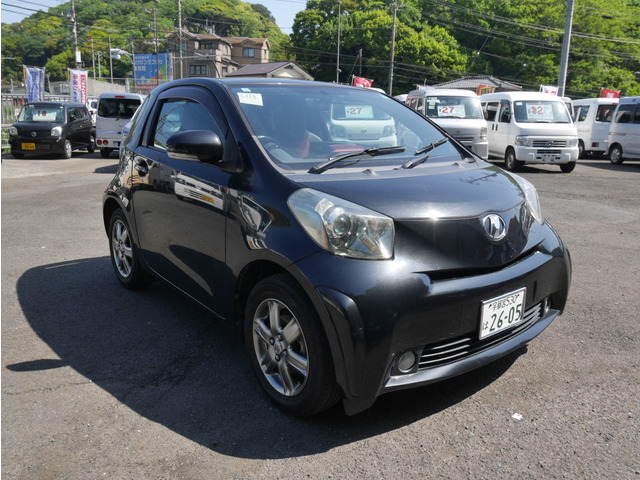 トヨタ iQ 