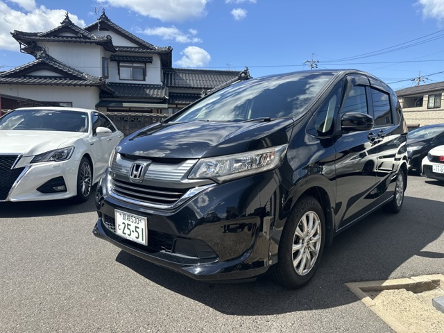 ホンダ フリード+ 
