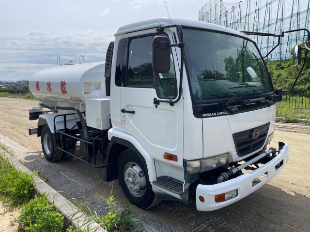日産ディーゼル コンドル 