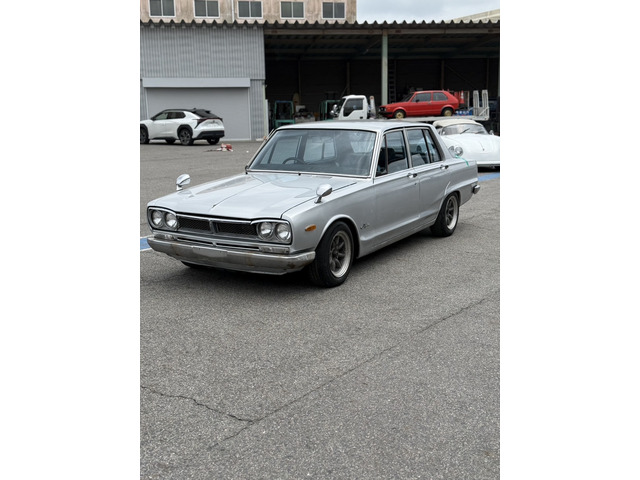 日産 スカイライン 