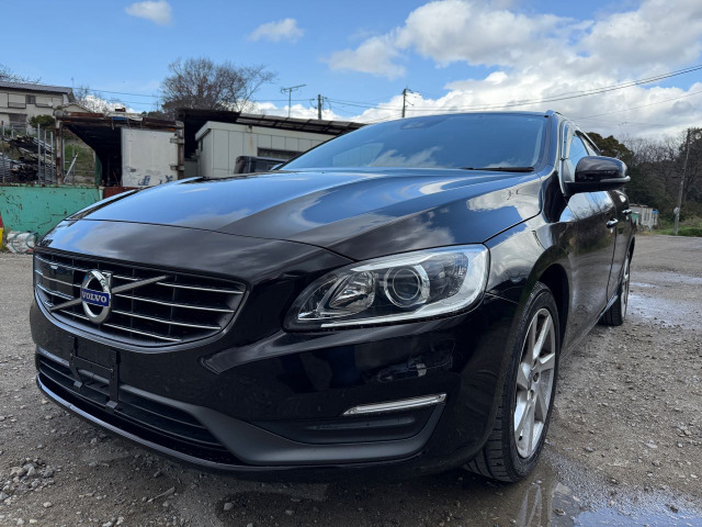 ボルボ V60 