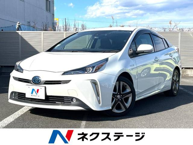 トヨタ プリウス 