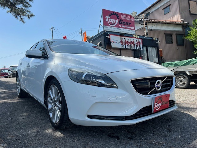 ボルボ V40 