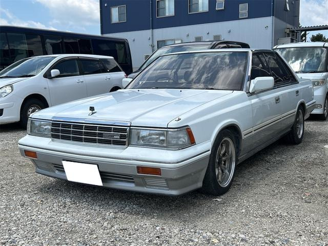 日産 ローレル 
