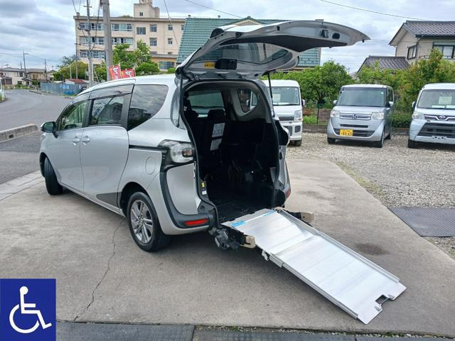 トヨタ シエンタ 