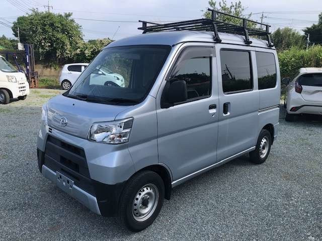 ダイハツ ハイゼットカーゴ 