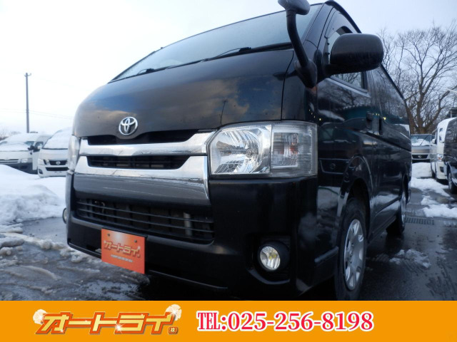 トヨタ ハイエースバン 
