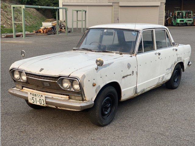 日産 スカイライン 